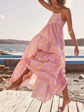 Vestido a cuadros con vuelo